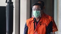 Juli diperiksa dalam kasus dugaan korupsi pengadaan perangkat transportasi informasi terintegrasi (backbone coastal surveillance system) Badan Keamanan Laut (BAKAMLA) tahun anggaran 2016.