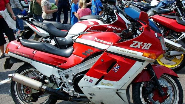 Kawasaki ZX 10