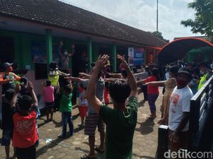 Rumah Sementara Pengungsi Longsor Nganjuk Dikeluhkan Jauh, Ini Kata Pemkab