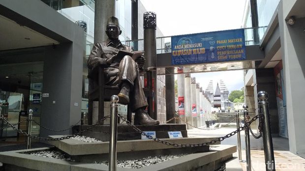 Menengok Dua Bangunan yang Menyimpan Peninggalan Bung Karno di Blitar