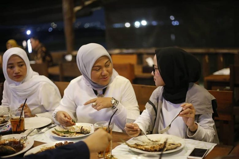 Momen Nissa Sabyan Pertama Kali Cicipi Kuliner Aceh hingga Korea
