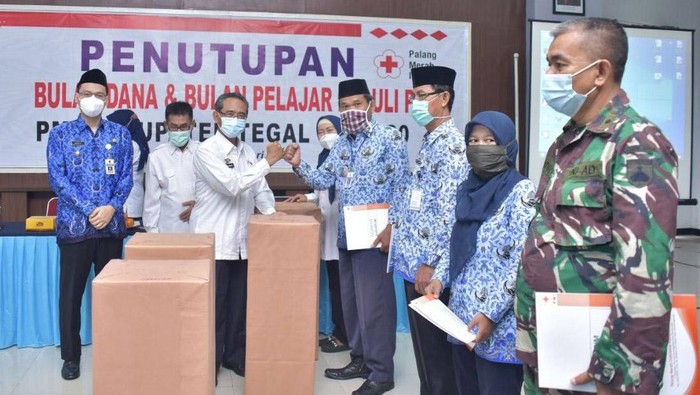 PMI Kabupaten Tegal Kumpulkan Dana Rp 2,2 M Bulan dana dan Bulan Pelajar Peduli PMI Kabupaten Tegal pada tahun 2020 berhasil mengumpulkan Rp 2,2 M melebihi target yang telah direncanakan.