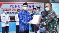 Capaian ini juga melebihi target dari yang telah direncanakan sebelumnya yaitu Rp. 2.147.311.000,-. Hal ini disampaikan oleh Sabilillah Ardie selaku Ketua Panitia Bulan dana dan Pelajar Peduli PMI Kabupaten Tegal tahun 2020 usai Penutupan kegiatan di Aula kantor PMI Kabupaten Tegal. Rabu (17/2/2021). Foto: dok. PMI Tegal