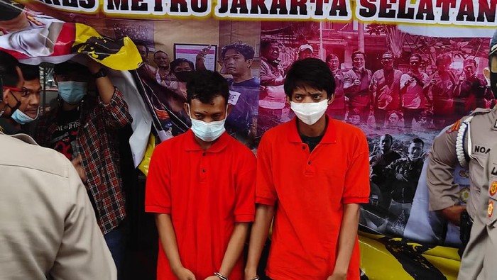 Polres Jaksel tangkap pelaku jambret bocah yang viral di medsos.