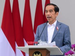 Jokowi: 4,6 Juta Vaksin AstraZeneca Tiba di RI Maret