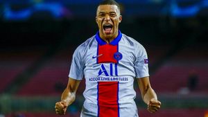 Mbappe Bawa PSG Hajar Barca di Camp Nou