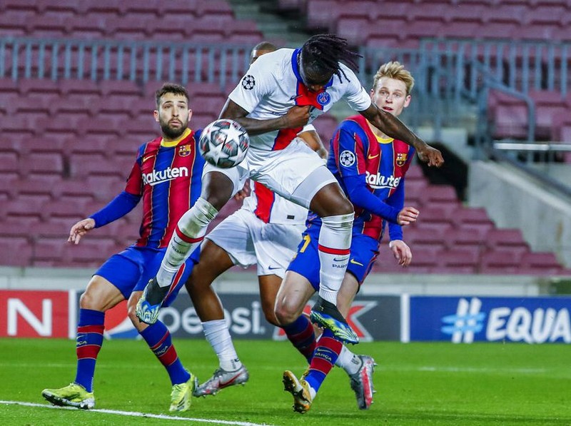 Paris Saint-Germain berhasil mengalahkan Barcelona di Camp Nou, Rabu (17/2/2021) dini hari WIB. PSG menang dengan skor 4-1.