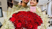 Raffi Ahmad dan Nagita Slavina adalah pasangan selebriti yang telah menikah selama hampir 7 tahun. Pasangan ini unik karena memiliki tanggal ulang tahun yang sama. Foto: Instagram @raffinagita1717