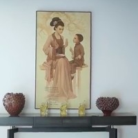 Bak sebuah galeri, rumah Irwan Hidayat dipenuhi benda-benda seni di setiap sudutnya. Beberapa di antaranya adalah lukisan yang sarat filosofi, seperti lukisan yang terinspirasi dari cerita filsuf Konfuzius ini. (Foto: YouTube/Marten and Friends)