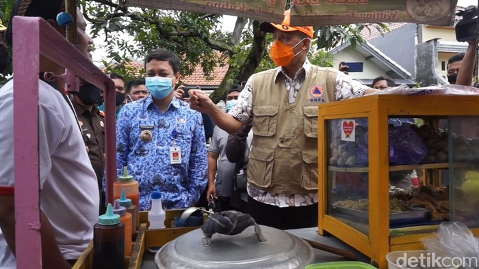 Senangnya Bang Jeck, Baksonya Diborong Pak Ganjar Pranowo