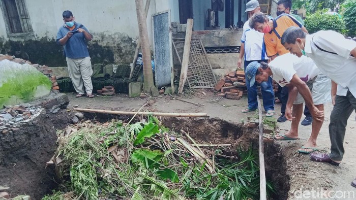Sumur warga di Desa Jungkare Kecamatan Karanganom, Klaten, Rabu (17/2/2021).
