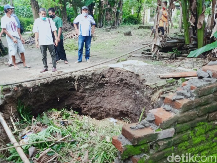 Sumur warga di Desa Jungkare Kecamatan Karanganom, Klaten, Rabu (17/2/2021).