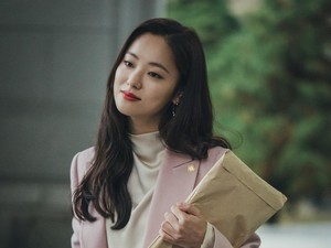 5 Fakta Jeon Yeo Been, Aktris Cantik Pasangan Song Joong Ki di Vincenzo
