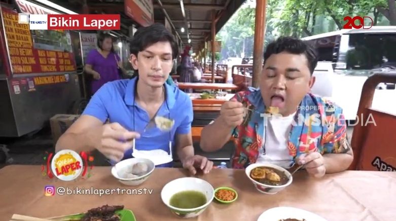 bikin laper: makan bakso dan sate ayam di blok s