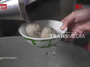 Bikin Laper! Nikmatnya Bakso Pak Kumis yang Legendaris Sejak 1970-an