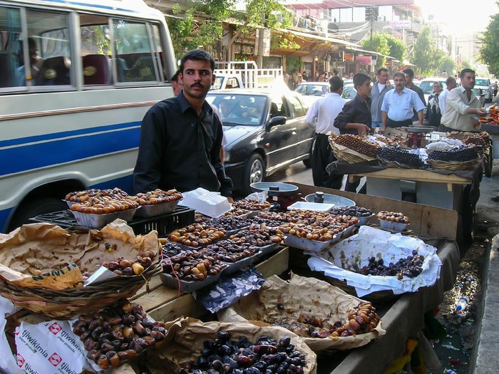 Di Pasar Arbil, Pelanggan Pertama Boleh Tentukan Harga Semaunya Di Pasar Arbil, Pelanggan Pertama Boleh Tentukan Harga Semaunya
