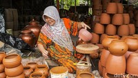 Untuk proses pembuatan, gerabah yang dibuat pada masa kali ini juga jauh lebih modern. Kalau dahulu gerabah dibuat dengan manual yaitu dengan diputar, kali ini gerabah dapat dibuat dengan menggunakan cetak dan press.