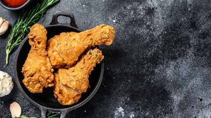 Ilustrasi ayam goreng