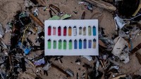 Sejumlah upaya dan gerakan untuk meminimalkan dibuangnya sampah ke laut pun dilakukan oleh masyarakat dunia, mulai dari mendaur ulang sampah hingga mengurangi penggunaan plastik.