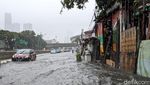 Jakarta Diguyur Hujan, Perempatan Kuningan-Mampang Tergenang