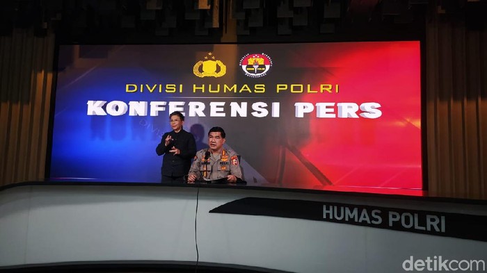 Kabag Penum Divisi Humas Polri Kombes Ahmad Ramadhan Kabag Penum Divisi Humas Polri Kombes Ahmad Ramadhan