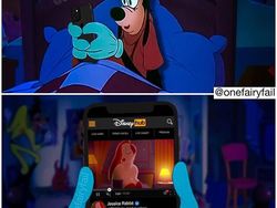 Ketika Karakter Disney Pakai Gadget Modern