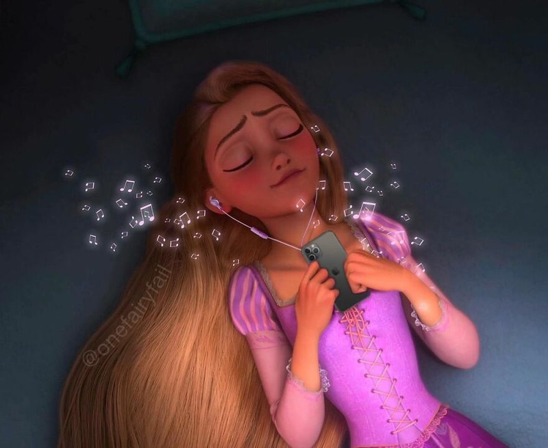 Karakter disney pakai gadget