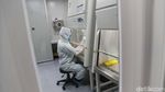 Melihat Lebih Dekat Laboratorium COVID-19 di Kelapa Gading