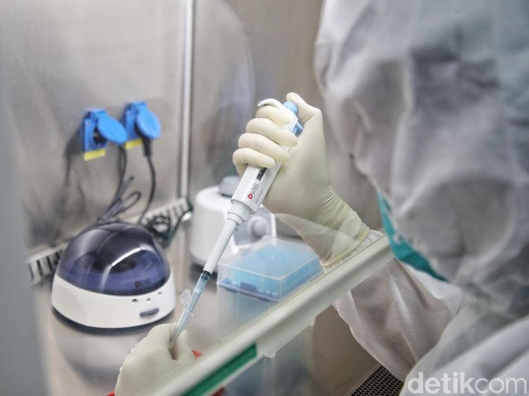 Melihat Lebih Dekat Laboratorium COVID-19 di Kelapa Gading