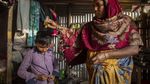 Potret Pemulung Cilik dari Tanah India