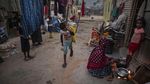 Potret Pemulung Cilik dari Tanah India