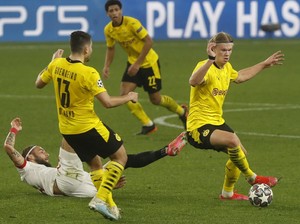 Haaland Brace, Dortmund Sikat Sevilla 3-2