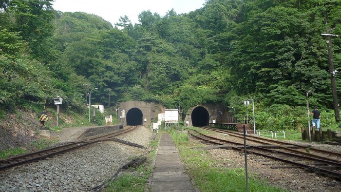 Stasiun terpencil di Jepang.