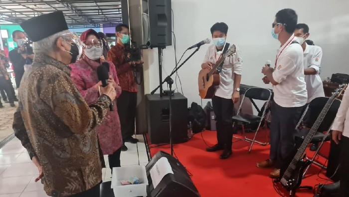 Wakil Presiden Maruf Amin meresmikan Sentra Kreasi Asistensi Rehabilitasi Sosial (ATENSI) di Balai Karya Pangudi Luhur Bekasi.