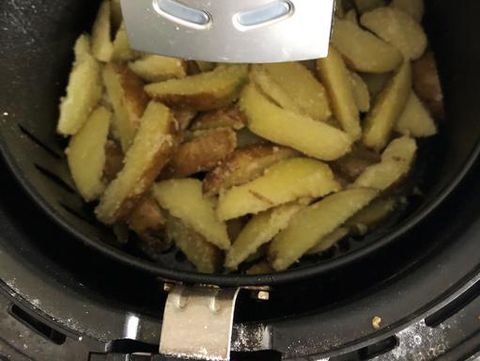 Air Fryer Risiko Kesehatannya Sama Seperti Menggoreng Pakai Minyak