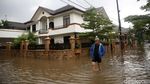 Foto Populer Pekan Ini: Gempa Hantam Jepang-Banjir Jakarta