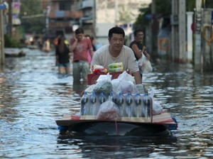 Banjir Kembali Melanda Jakarta, Ini Cara Jaga Keamanan Makanan dan Air
