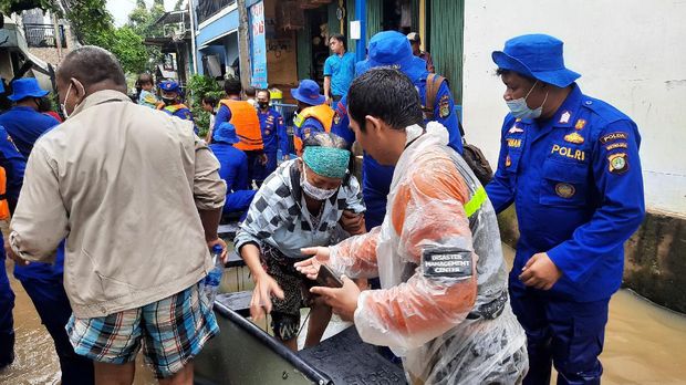 Banjir melanda RW 04 Cipinang Melayu Jaktim (Foto: Fathan/detikcom)