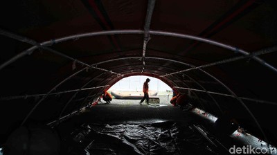 BPBD Bangun Posko Banjir di Cipinang Melayu