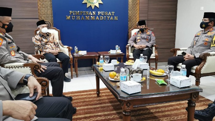 Kapolri Bertemu Ketum Muhammadiyah di Yogyakarta