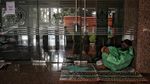 Korban Banjir Cipinang Mulai Mengungsi