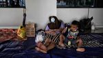 Korban Banjir Cipinang Mulai Mengungsi