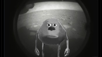 Mars rupanya jadi rumah bagi Mike Wazowski dengan wajah Sully. Foto: Screenshot/Twitter