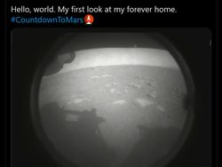 Meme Kocak Robot NASA Mendarat di Mars untuk Selamatkan Matt Damon