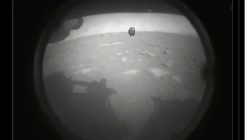 Imposter Among Us berhasil menumpang Perseverance untuk sampai ke Mars. Foto: Screenshot/Twitter