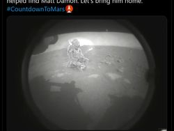 Meme Kocak Robot NASA Mendarat di Mars untuk Selamatkan Matt Damon