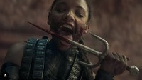 Tak sendirian, Sub Zero pun ditemani Mileena yang diperankan oleh Sisi Stringer. Dok. Warner Bros