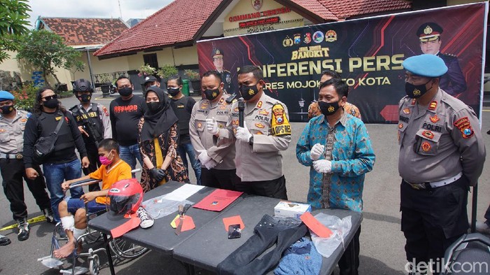 pembunuhan di mojokerto