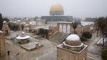 Potret Kompleks Al Aqsa yang Diselimuti Salju