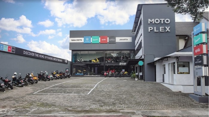 adv Piaggio